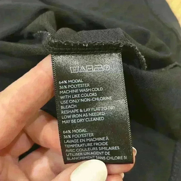 Urban Outfitters Silence & Noise Black Spaghetti Strap Flowy Halter Tank Top - Picture 4 of 4